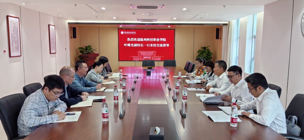 公开信息按发布时间滚动